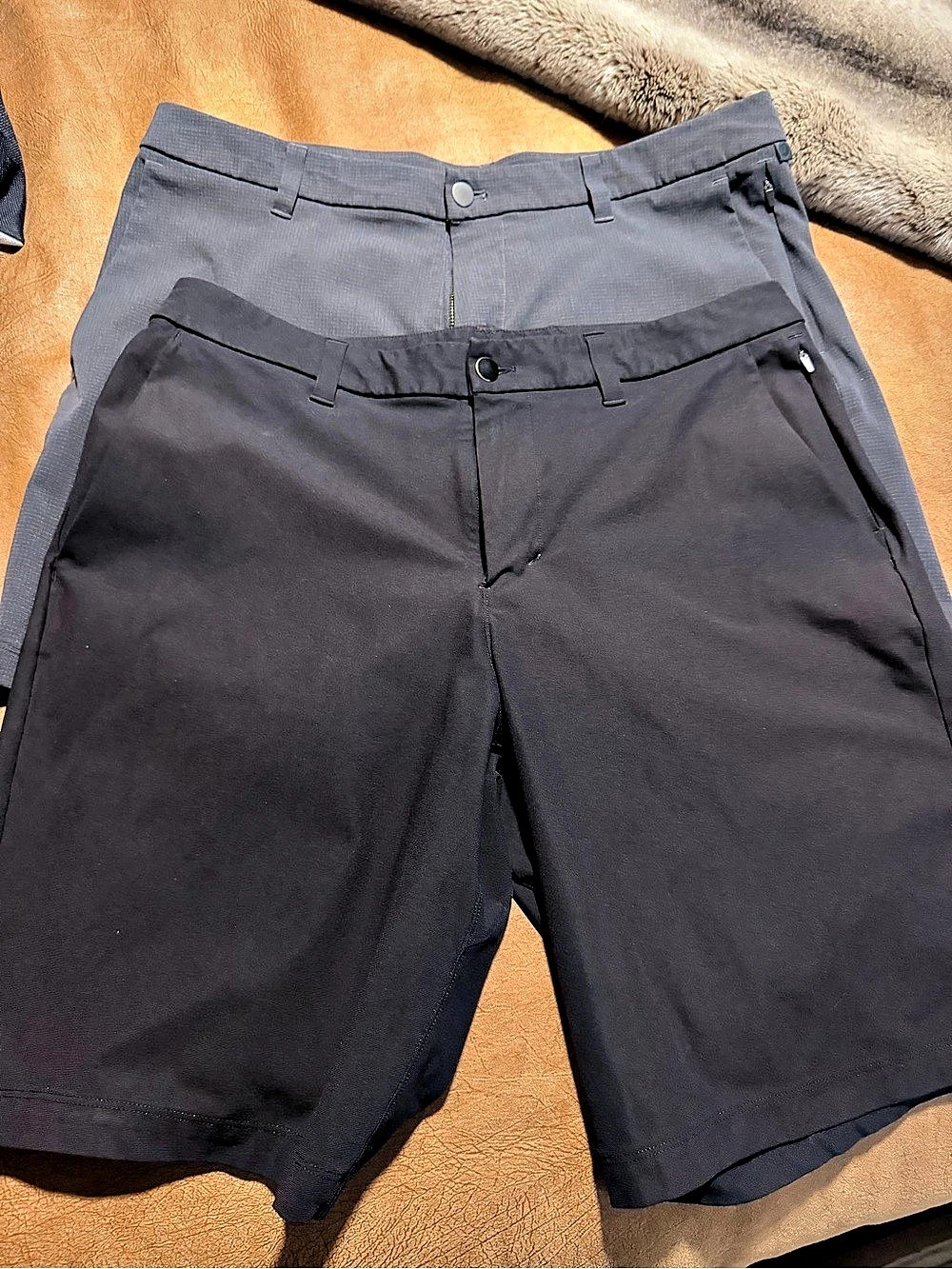 Lululemon Commission Classic-Fit Short 7" Black & Gray